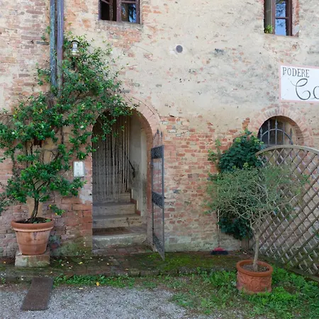 Val D'orcia Con Balcone Panoramico 6' Posti Letto アパート *